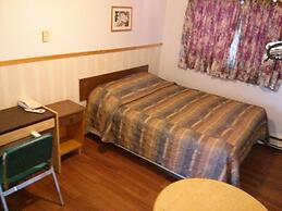 Moosomin Motel