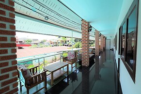 P.U. Inn Resort