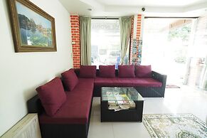P.U. Inn Resort