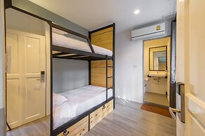 X9Hostel