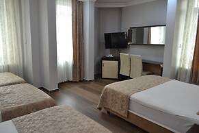 Adana Kucuksaat Hotel