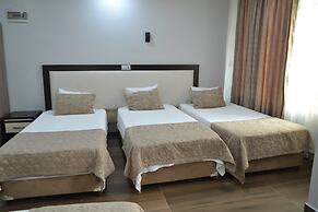 Adana Kucuksaat Hotel