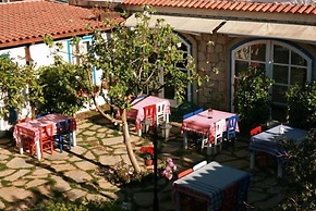 Nish Alacati Hotel