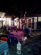 Nish Alacati Hotel