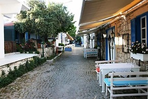 Nish Alacati Hotel