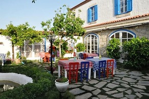 Nish Alacati Hotel
