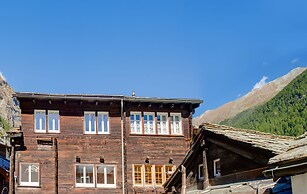 Haus Kirchplatz 4 by Zermatt Premium Apartments