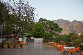 Hotel Rajpur Heights