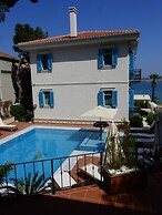 Karamela Otel