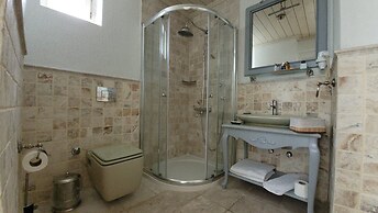Karamela Otel