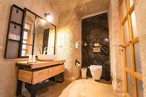 Agarta Cave Hotel