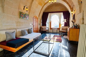 Agarta Cave Hotel