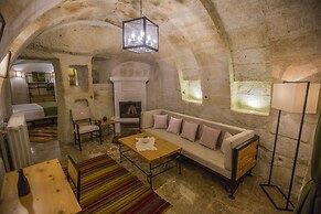 Agarta Cave Hotel