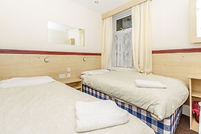 Lynton Apartments