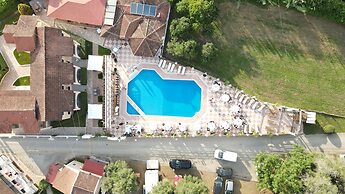 Oula maisonettes