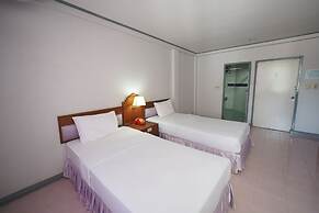 Pachara Hotel and Restaurant