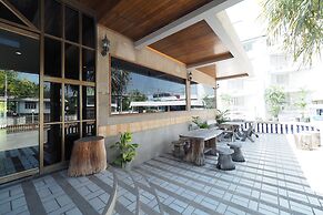 Pachara Hotel and Restaurant