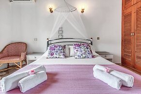 Eros Hotel