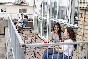 Garden Lane Backpackers