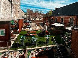 Gardiner House Hostel