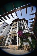 Zinos Hotel