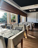 Zinos Hotel