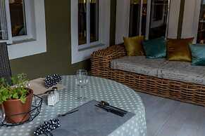 Village Boutique Hotel