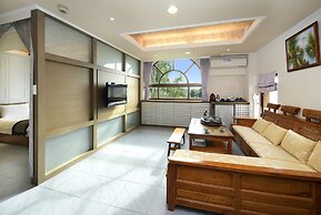 Jinsa Lakeside View Hotel
