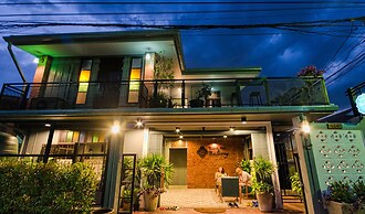 Talardkao Balcony Krabi - Hostel