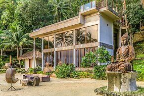Den Pasar Nasog Villa