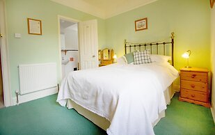 Polraen Country House