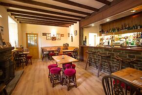 Polraen Country House
