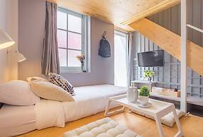 Nornyaowarat Hostel