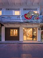 Nornyaowarat Hostel