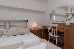 VILLA LIVIA APARTMENTS