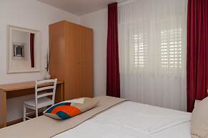 VILLA LIVIA APARTMENTS
