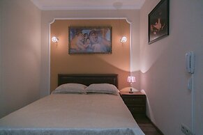 Yunost Hotel