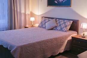 Yunost Hotel