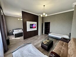 Capital Hotel
