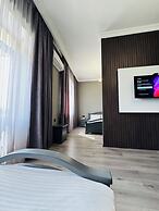 Capital Hotel