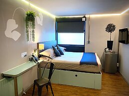 Bannister Hotel