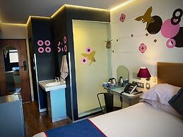 Bannister Hotel