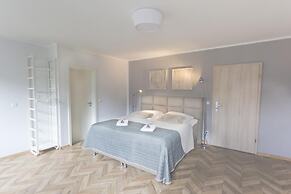 Tm Suites