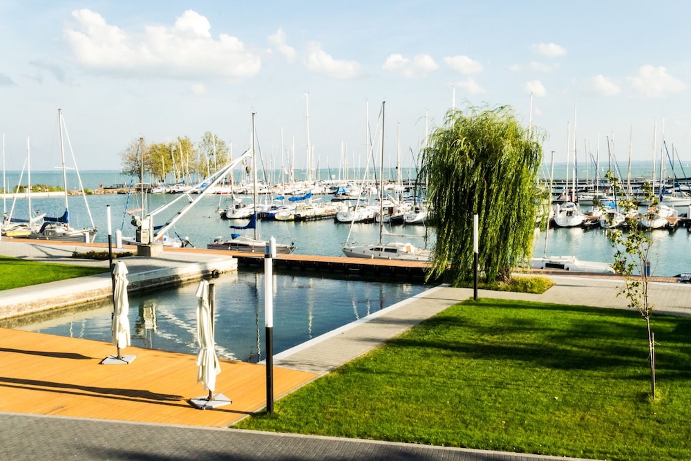 Alsóörs Marina Hotel