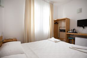 Zephyros City Otel