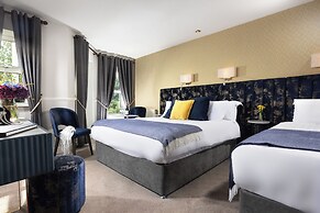 Woodenbridge Hotel