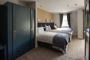 Woodenbridge Hotel