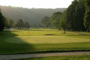 Woodenbridge Hotel