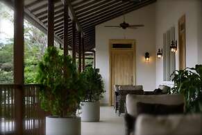 Paseo Suites