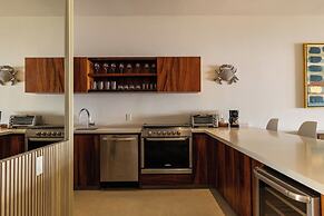 Marea Beachfront Villas